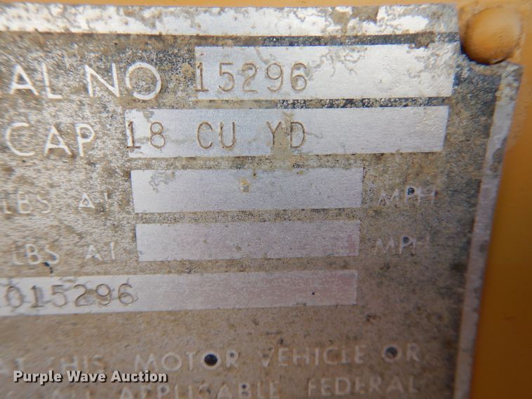 image for item DD0273 1988 Trail King 1827-0-3Axle bottom dump trailer