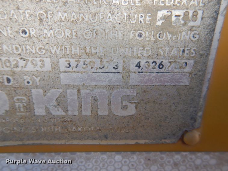 image for item DD0273 1988 Trail King 1827-0-3Axle bottom dump trailer