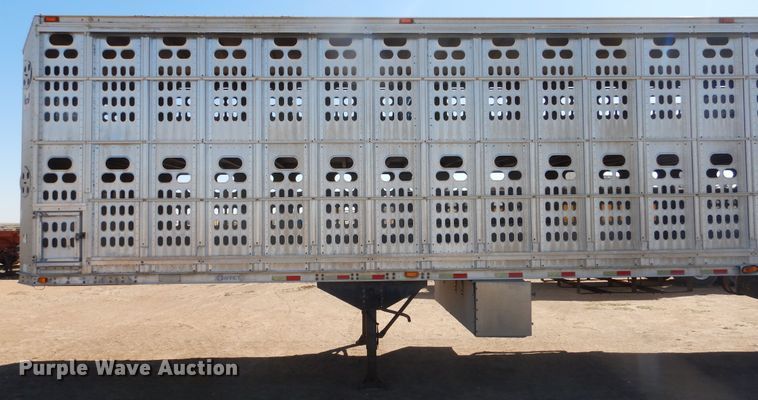 image for item DD0275 1997 Barrett Pig Pot livestock trailer