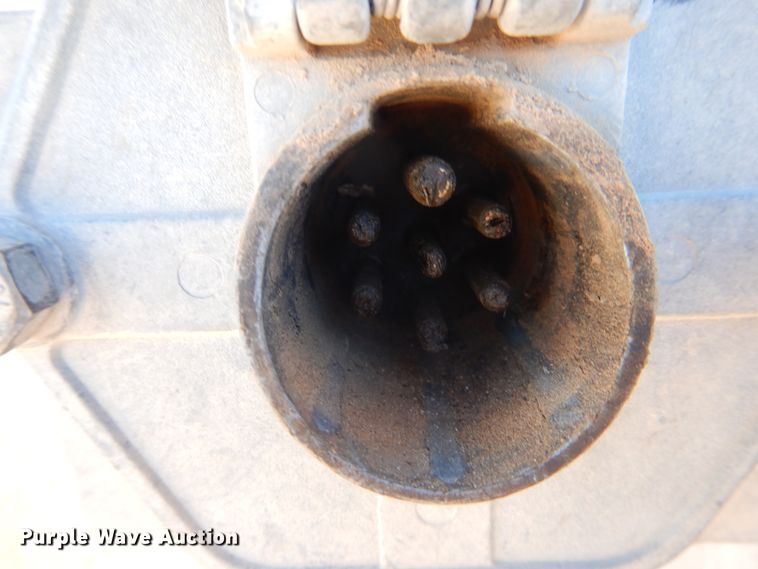 image for item DD0275 1997 Barrett Pig Pot livestock trailer