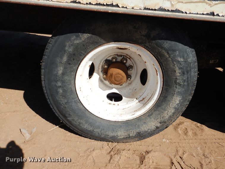 image for item DD0283 2000 Trail King TK20-2400 equipment trailer