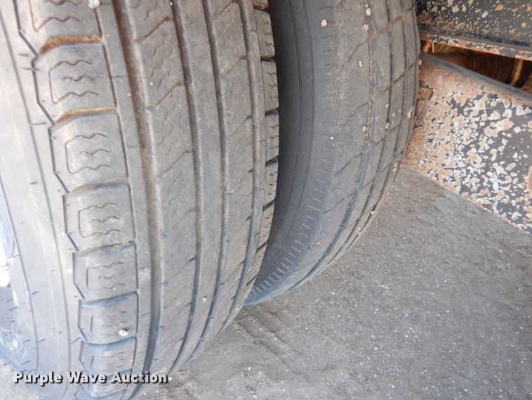 image for item DD0283 2000 Trail King TK20-2400 equipment trailer