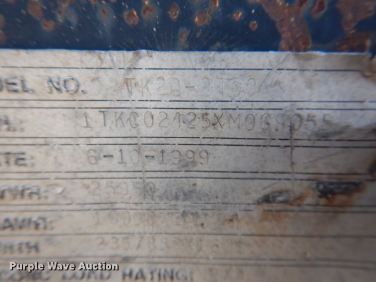 image for item DD0283 2000 Trail King TK20-2400 equipment trailer