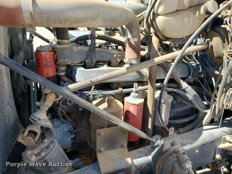 image for item DD0284 1994 Mack RD  winch truck