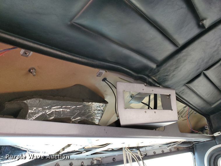 image for item DD0285 2001 Peterbilt 379  semi truck