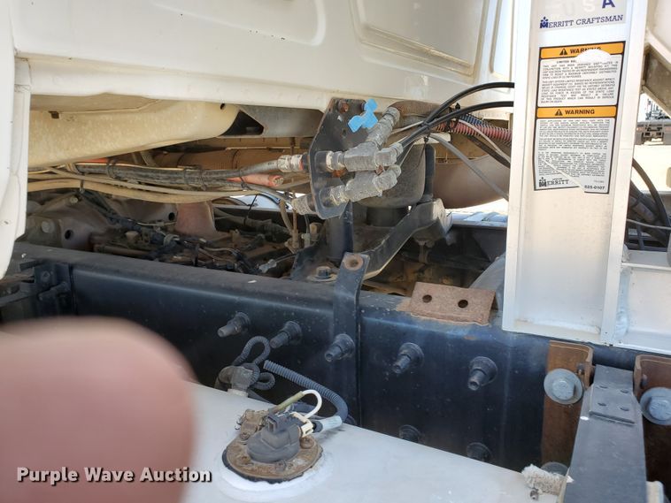 image for item DD0288 1997 Mack CH613  semi truck