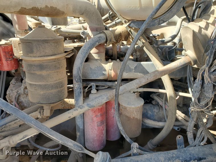 image for item DD0289 1992 Mack RD  winch truck