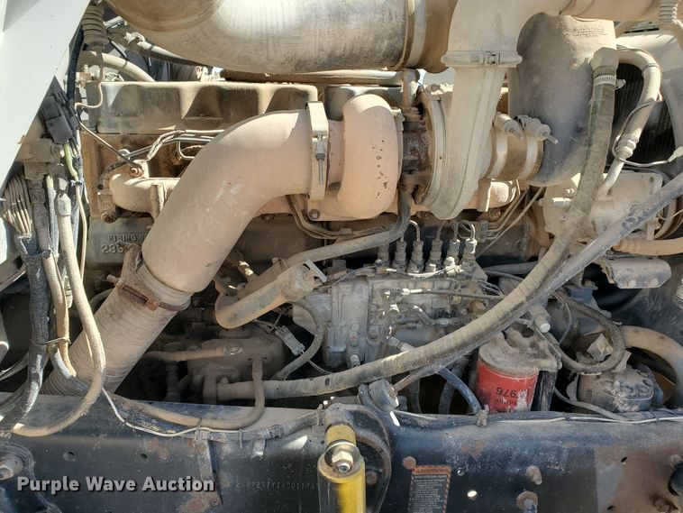 image for item DD0289 1992 Mack RD  winch truck