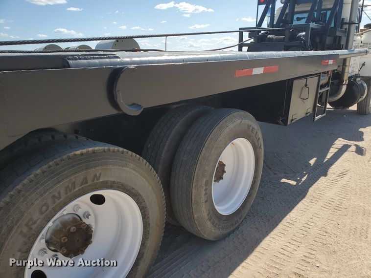 image for item DD0289 1992 Mack RD  winch truck