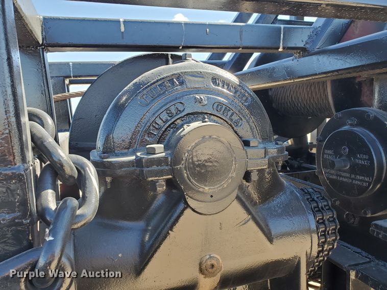 image for item DD0289 1992 Mack RD  winch truck