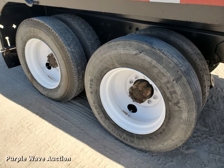 image for item DD0289 1992 Mack RD  winch truck