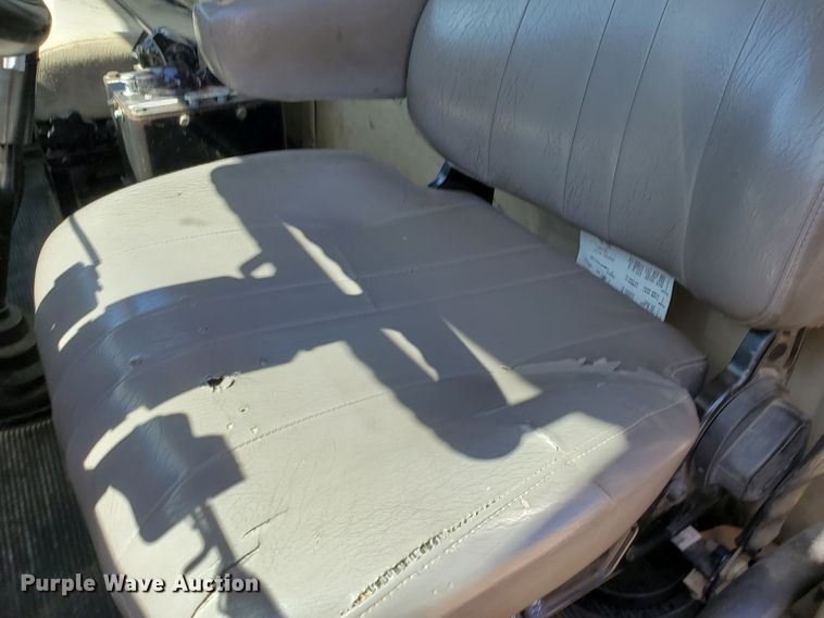 image for item DD0290 2006 Western Star 4900  semi truck