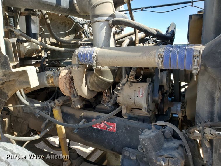 image for item DD0290 2006 Western Star 4900  semi truck