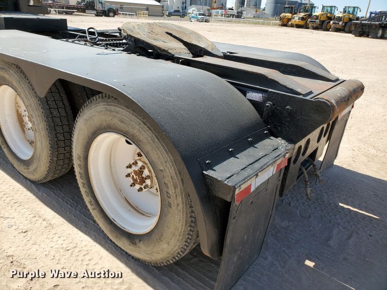 image for item DD0290 2006 Western Star 4900  semi truck