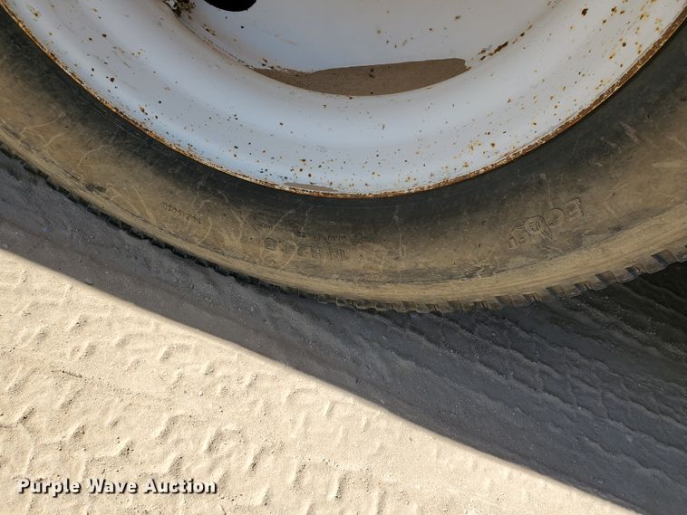 image for item DD0290 2006 Western Star 4900  semi truck