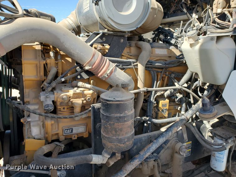 image for item DD0291 2001 Kenworth T800B  winch truck