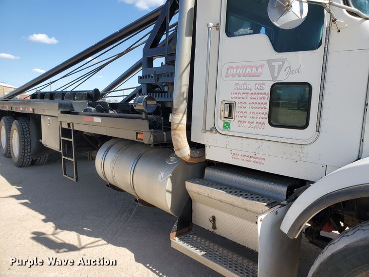 image for item DD0291 2001 Kenworth T800B  winch truck