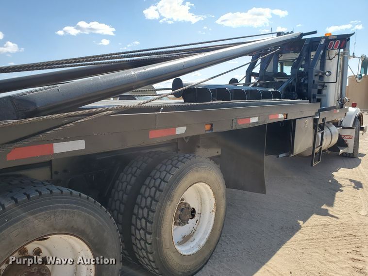 image for item DD0291 2001 Kenworth T800B  winch truck