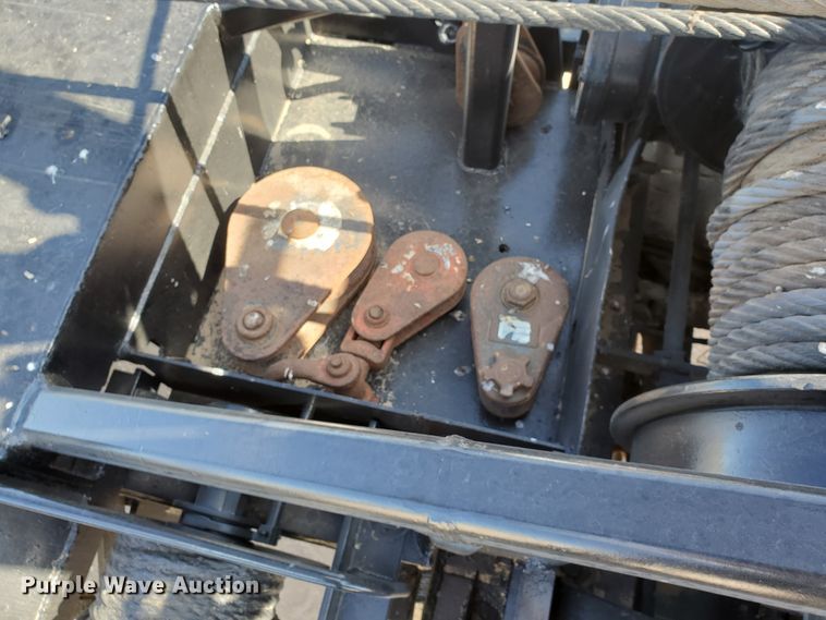 image for item DD0291 2001 Kenworth T800B  winch truck