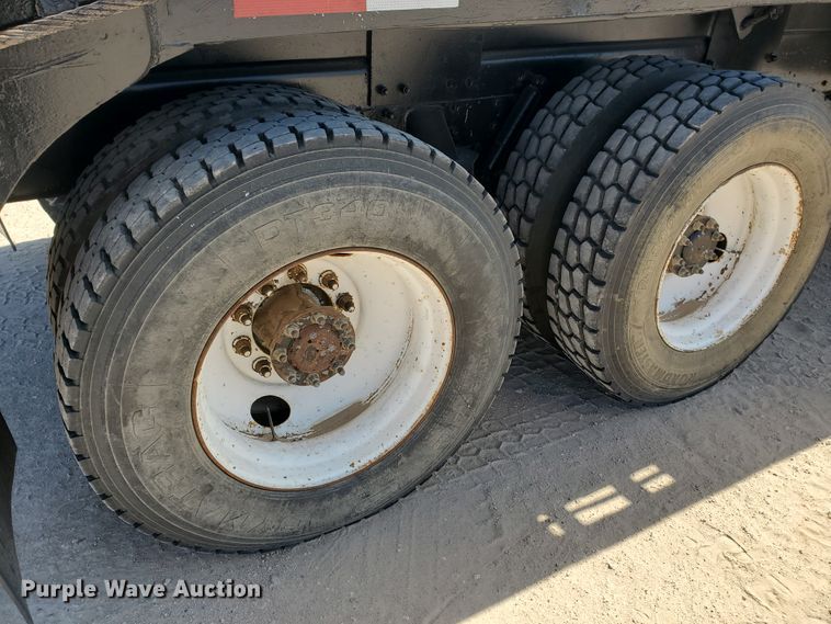 image for item DD0291 2001 Kenworth T800B  winch truck