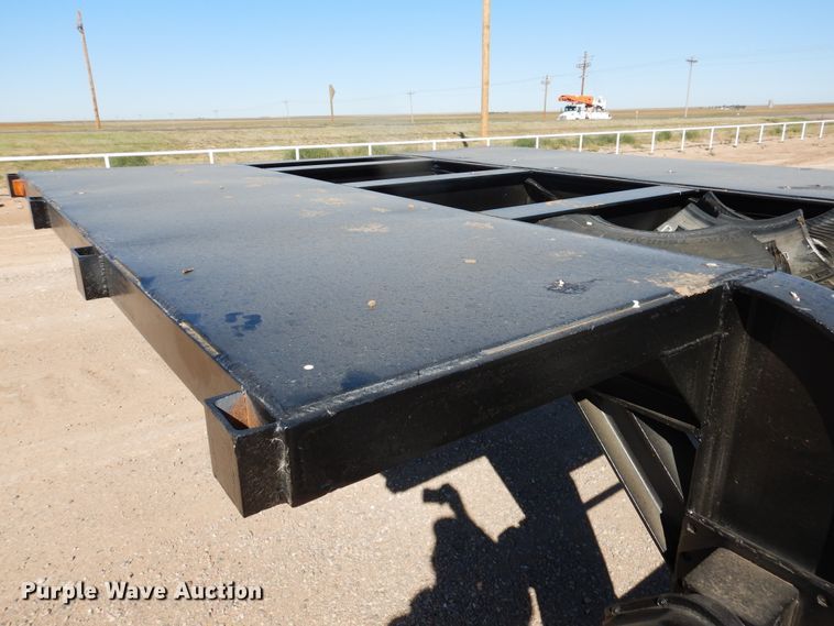 image for item EL9237 1984 Dakota chassis trailer