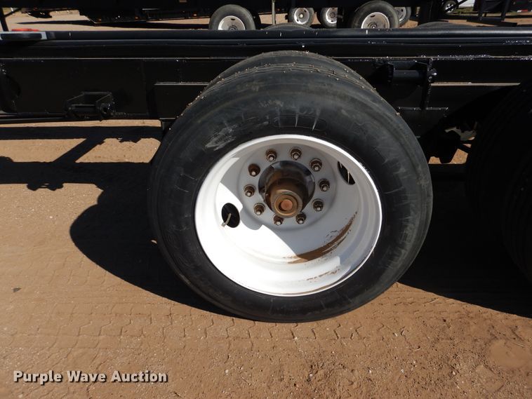 image for item EL9237 1984 Dakota chassis trailer