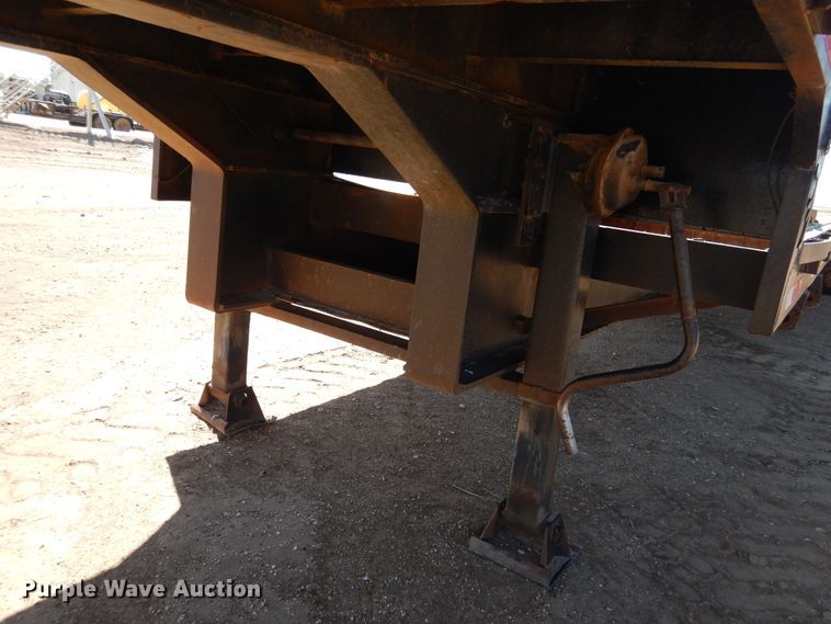 image for item EL9240 1979 Vulcan drop deck trailer