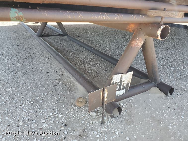 image for item GR9248 Approximately 506 oilfield pipes