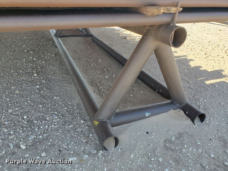 image for item GR9248 Approximately 506 oilfield pipes