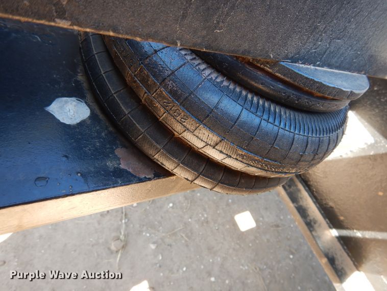 image for item GR9251 2003 Kalyn ilfield trailer