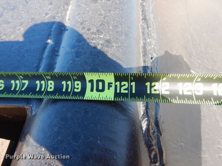 image for item GR9252 1981 Nuttall drop deck oilfield trailer