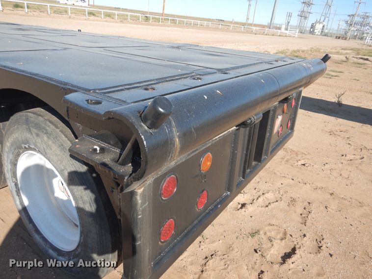 image for item GR9252 1981 Nuttall drop deck oilfield trailer