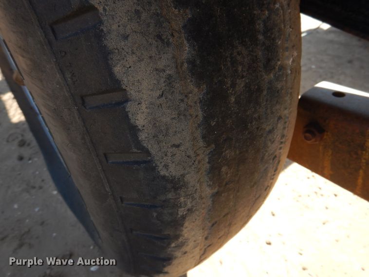 image for item GR9253 2011 John Kerr pipe trailer