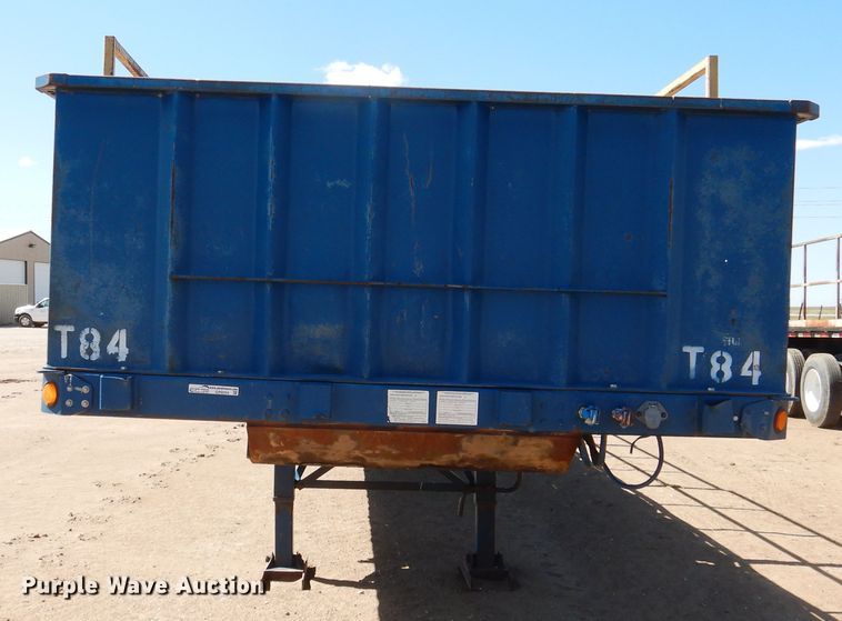 image for item GR9254 2001 Utility Trailer flatbed trailer