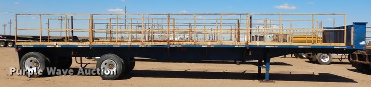 image for item GR9254 2001 Utility Trailer flatbed trailer