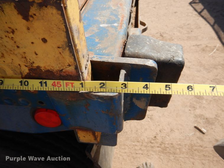 image for item GR9255 2001 Utility Trailer flatbed trailer