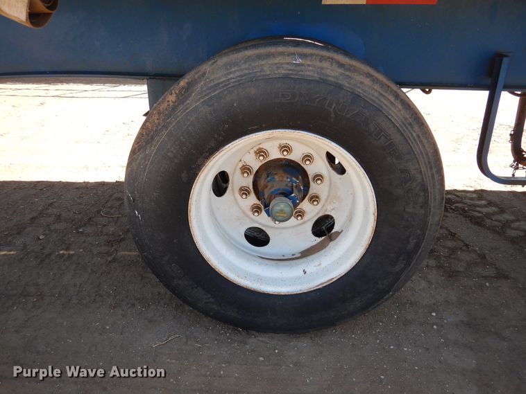 image for item GR9255 2001 Utility Trailer flatbed trailer