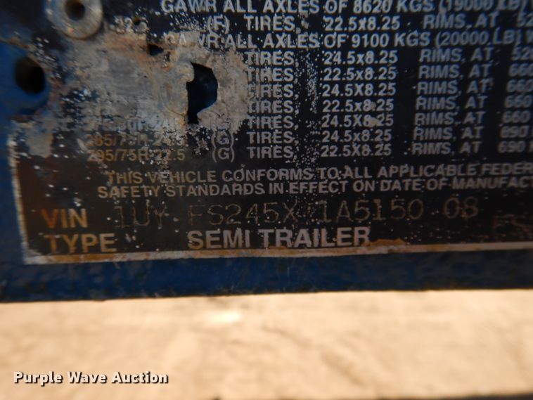 image for item GR9255 2001 Utility Trailer flatbed trailer