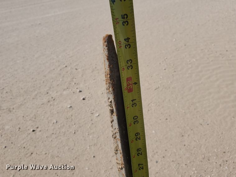 image for item GR9262 Bale spear