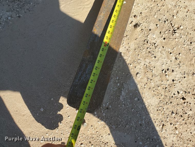 image for item GR9263 Pemberton 7636CAT914GIUF forks