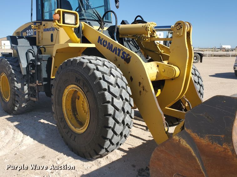 image for item HO9599 2006 Komatsu WA320-5L  wheel loader
