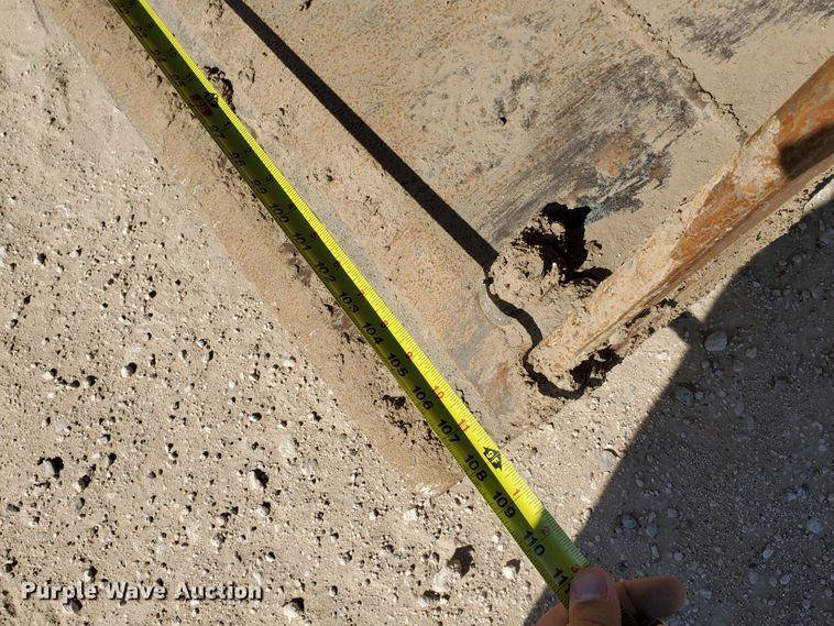 image for item HO9599 2006 Komatsu WA320-5L  wheel loader