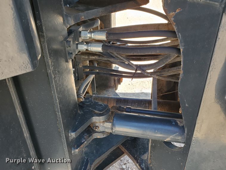 image for item HO9599 2006 Komatsu WA320-5L  wheel loader