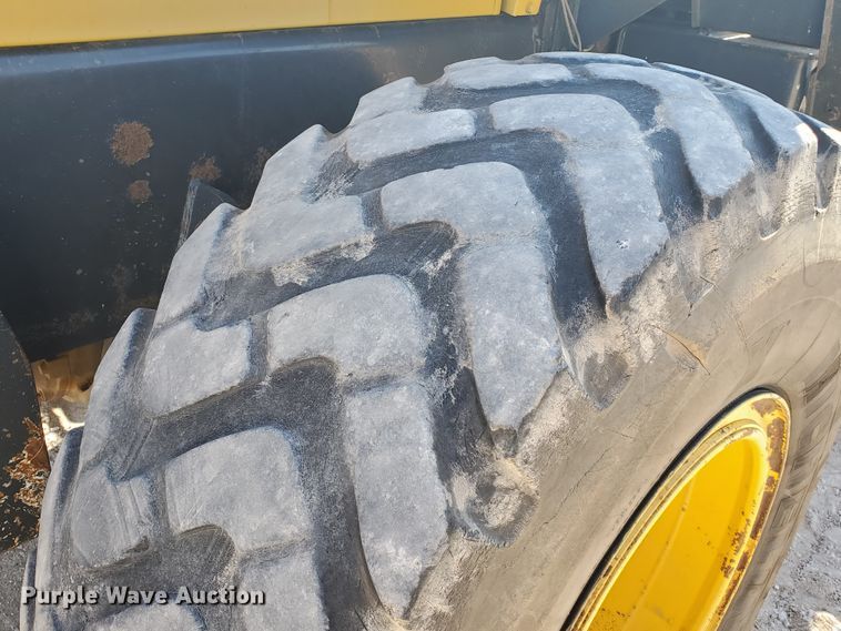 image for item HO9599 2006 Komatsu WA320-5L  wheel loader