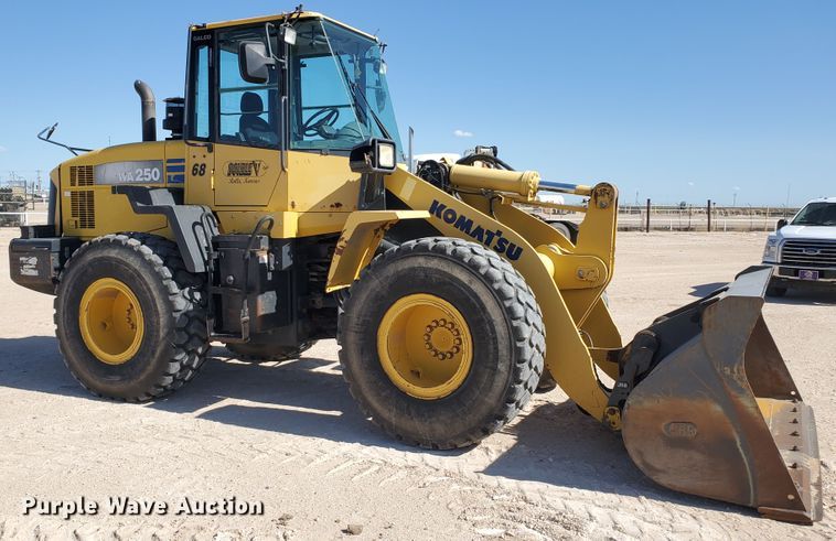 image for item HO9600 2008 Komatsu WA250-6  wheel loader