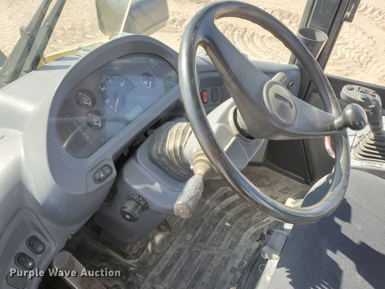 image for item HO9600 2008 Komatsu WA250-6  wheel loader