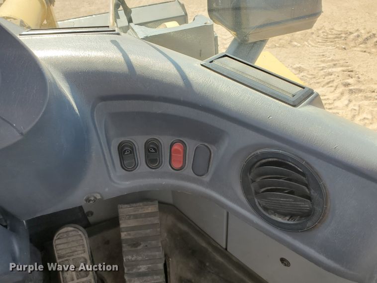 image for item HO9600 2008 Komatsu WA250-6  wheel loader