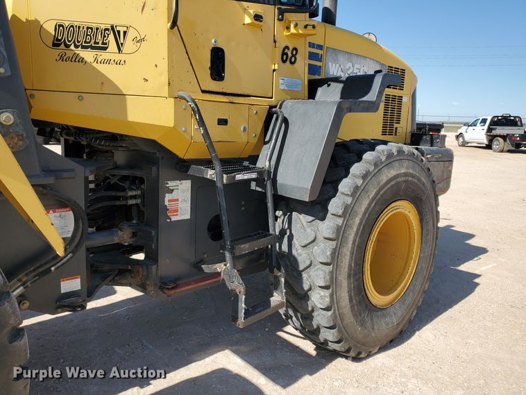 image for item HO9600 2008 Komatsu WA250-6  wheel loader