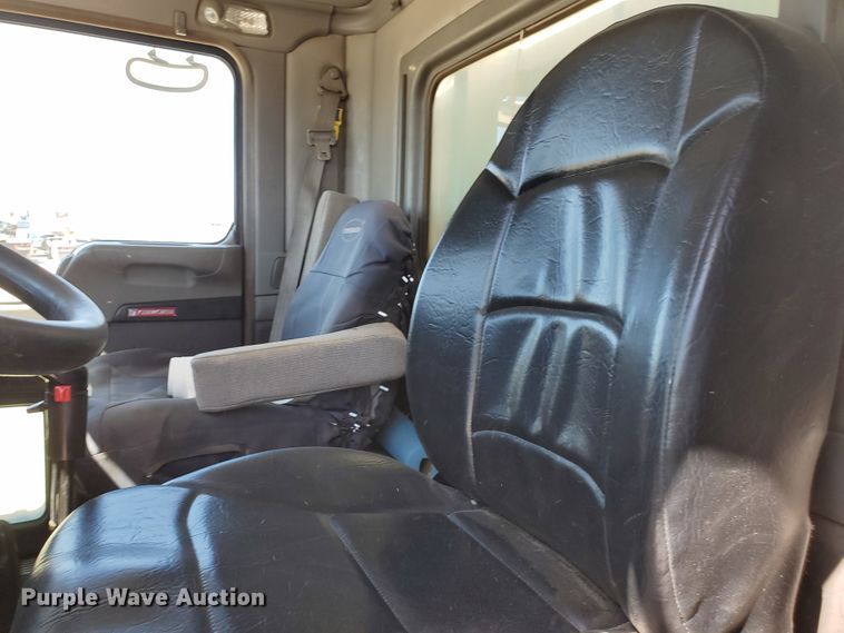 image for item HO9605 2012 Kenworth T800  semi truck