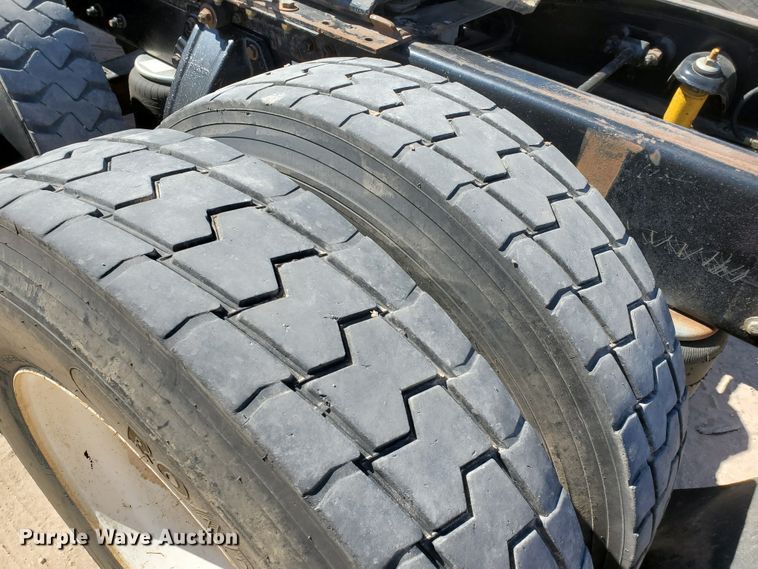 image for item HO9605 2012 Kenworth T800  semi truck